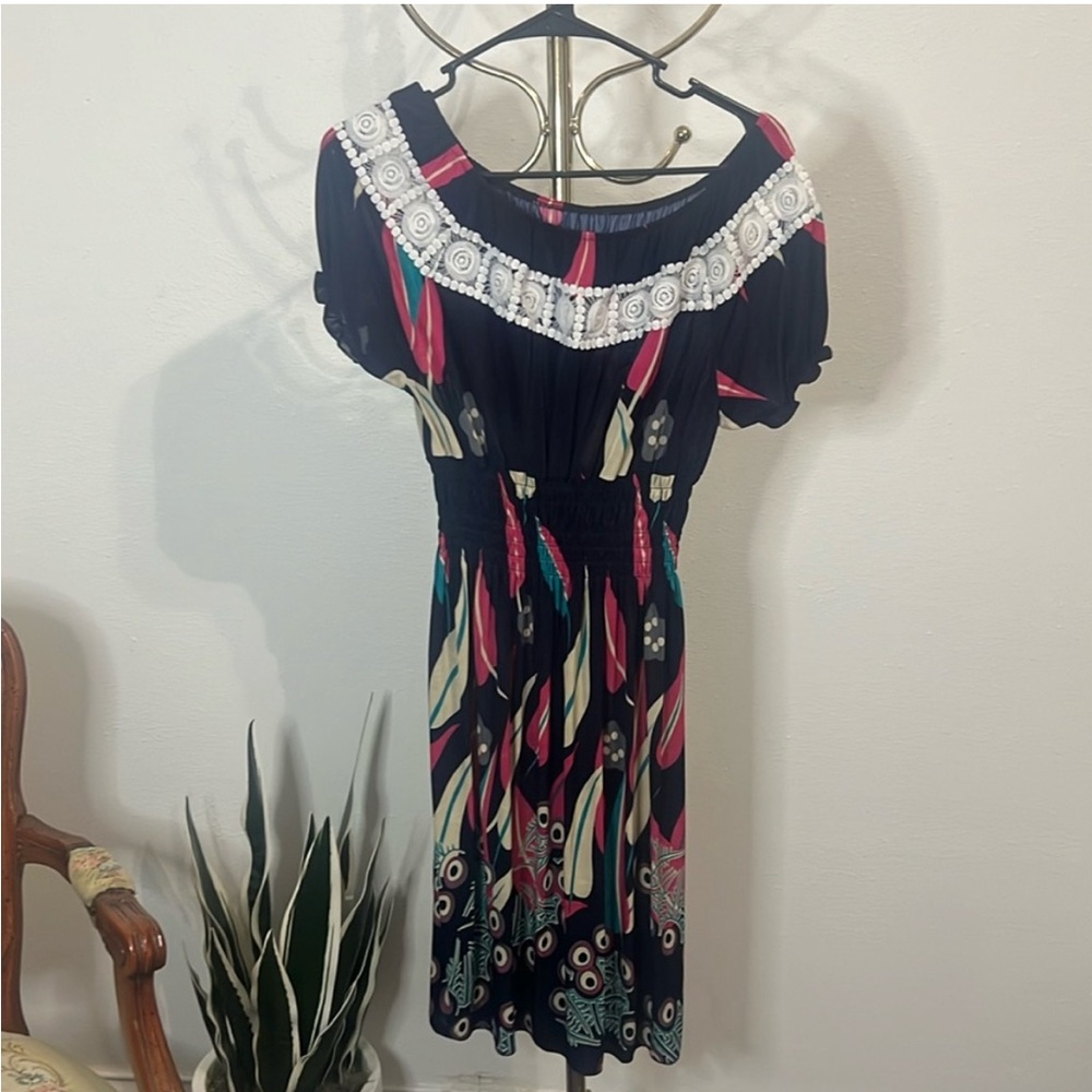 Colorful Summer dress with mesh white trim - Picture 6 of 6